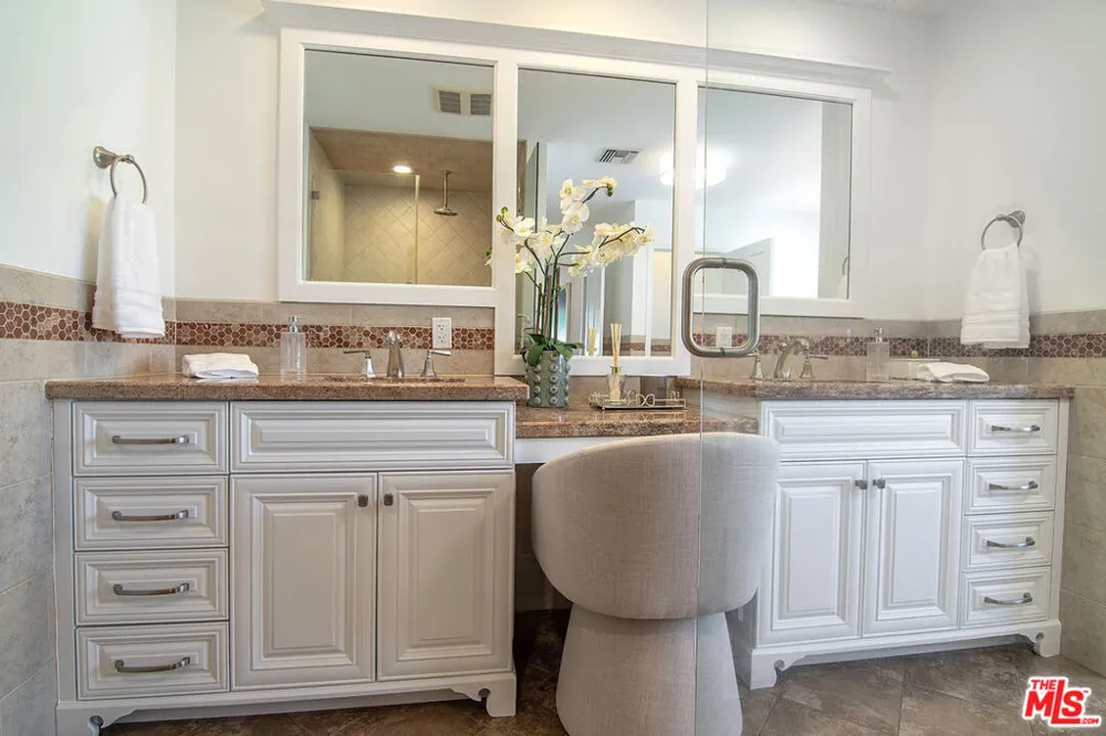 1626 S Canfield Avenue Los Angeles, CA 90035