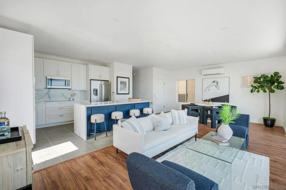 1251 Van Nuys St San Diego, CA 92109