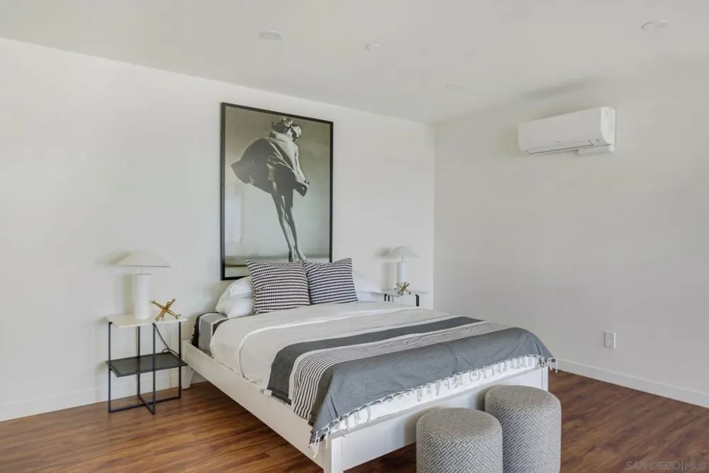 1251 Van Nuys St San Diego, CA 92109