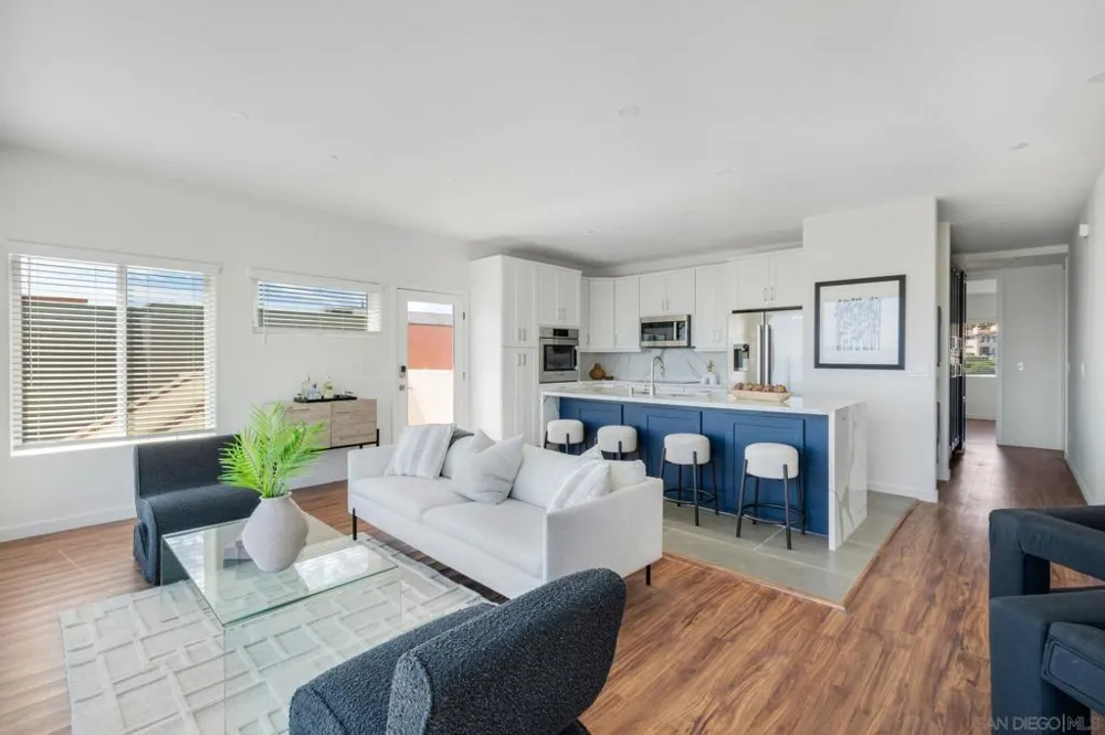 1251 Van Nuys St San Diego, CA 92109