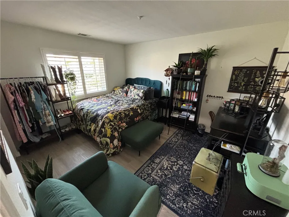 604 Isela Oxnard, CA 93030