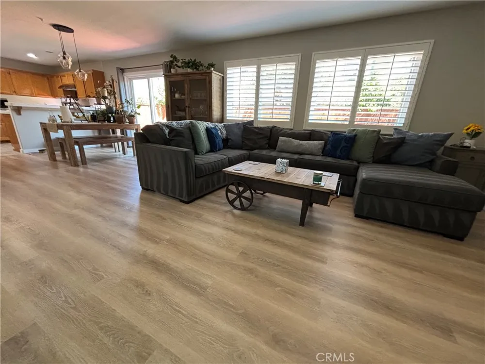 604 Isela Oxnard, CA 93030
