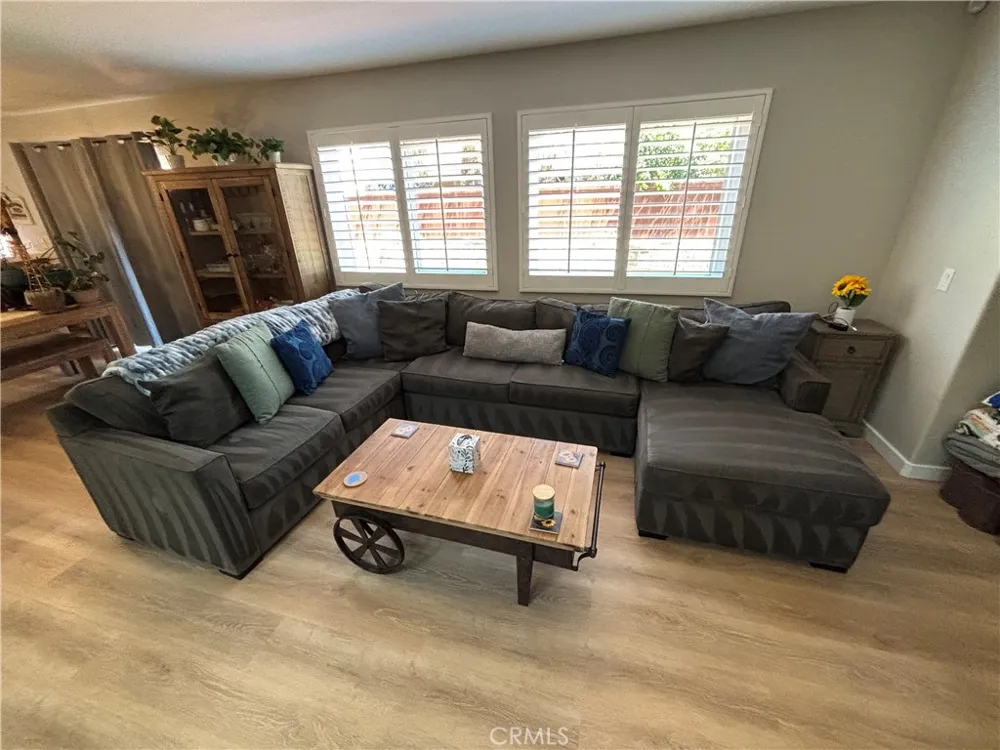604 Isela Oxnard, CA 93030