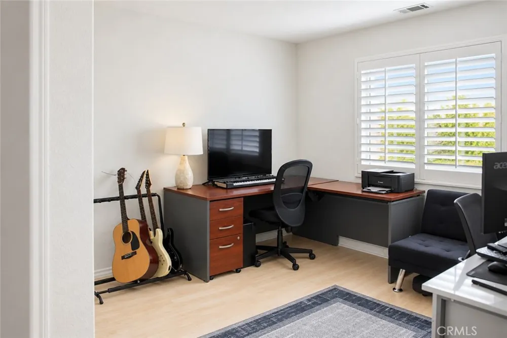 604 Isela Oxnard, CA 93030