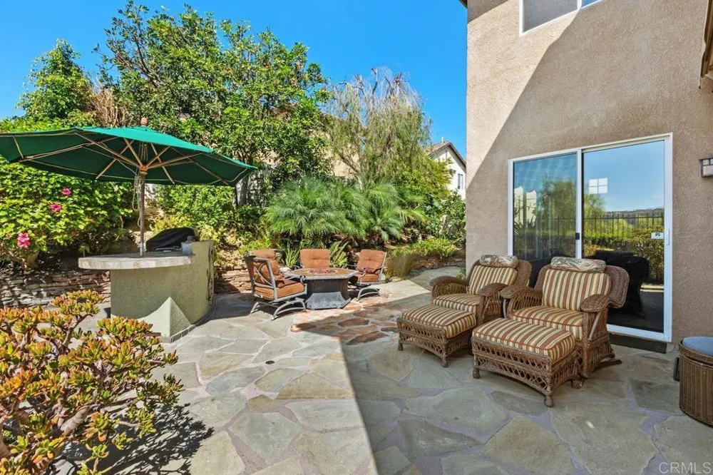 1689 Robin Place Carlsbad, CA 92011