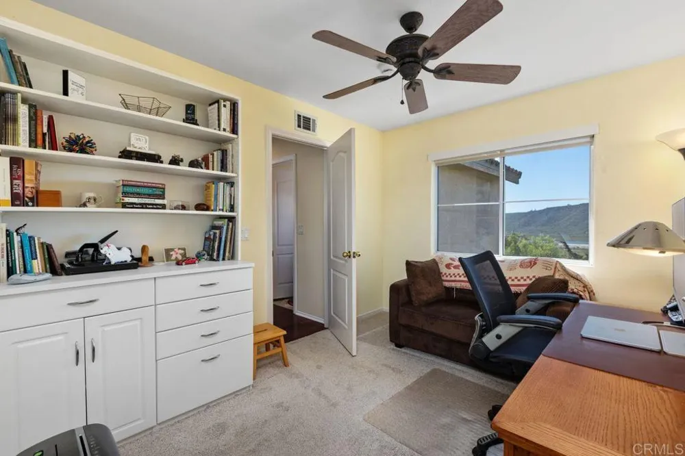 1689 Robin Place Carlsbad, CA 92011