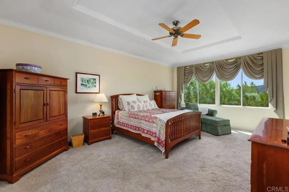1689 Robin Place Carlsbad, CA 92011