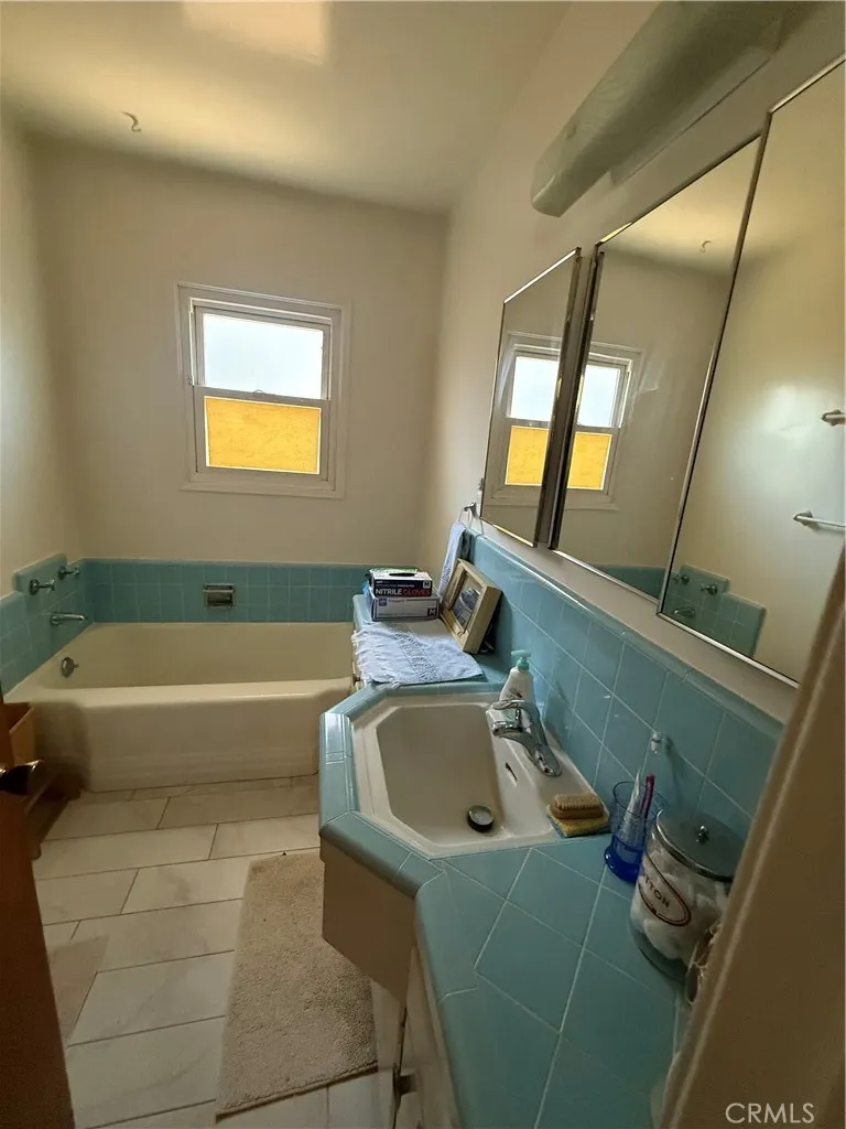 9307 Hasty Ave Downey, CA 90240