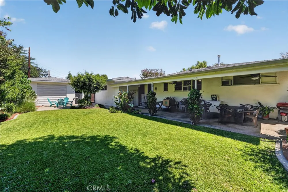 9307 Hasty Ave Downey, CA 90240