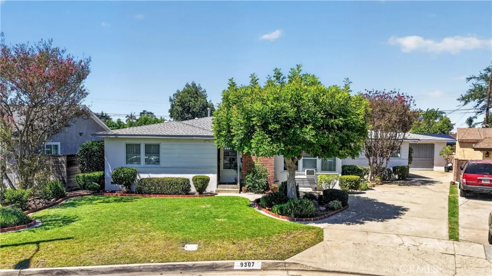 9307 Hasty Ave Downey, CA 90240