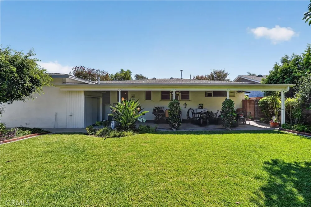 9307 Hasty Ave Downey, CA 90240