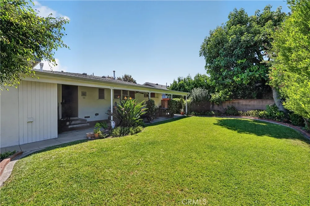 9307 Hasty Ave Downey, CA 90240