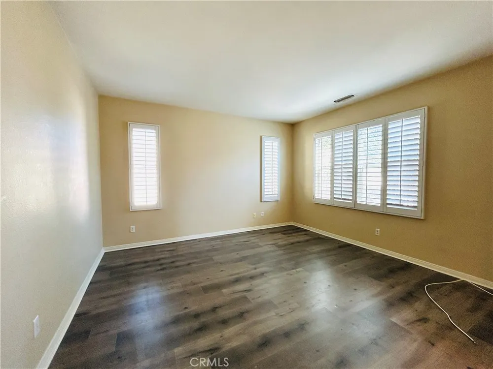 8351 Edgewood Chino, CA 91708
