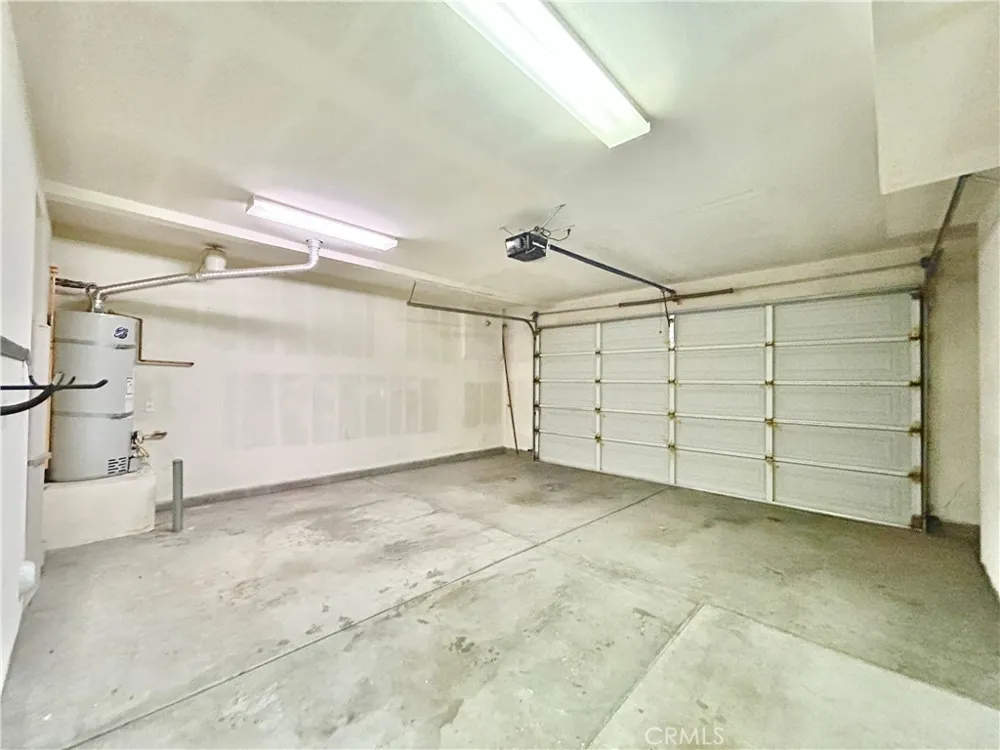 8351 Edgewood Chino, CA 91708