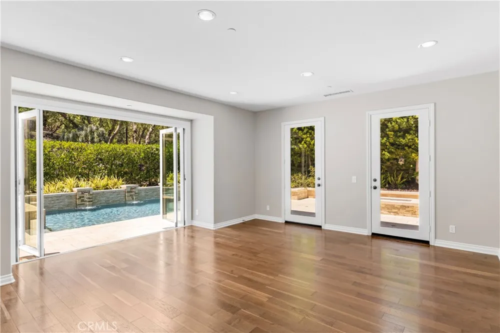 19 Via Nerisa San Clemente, CA 92673