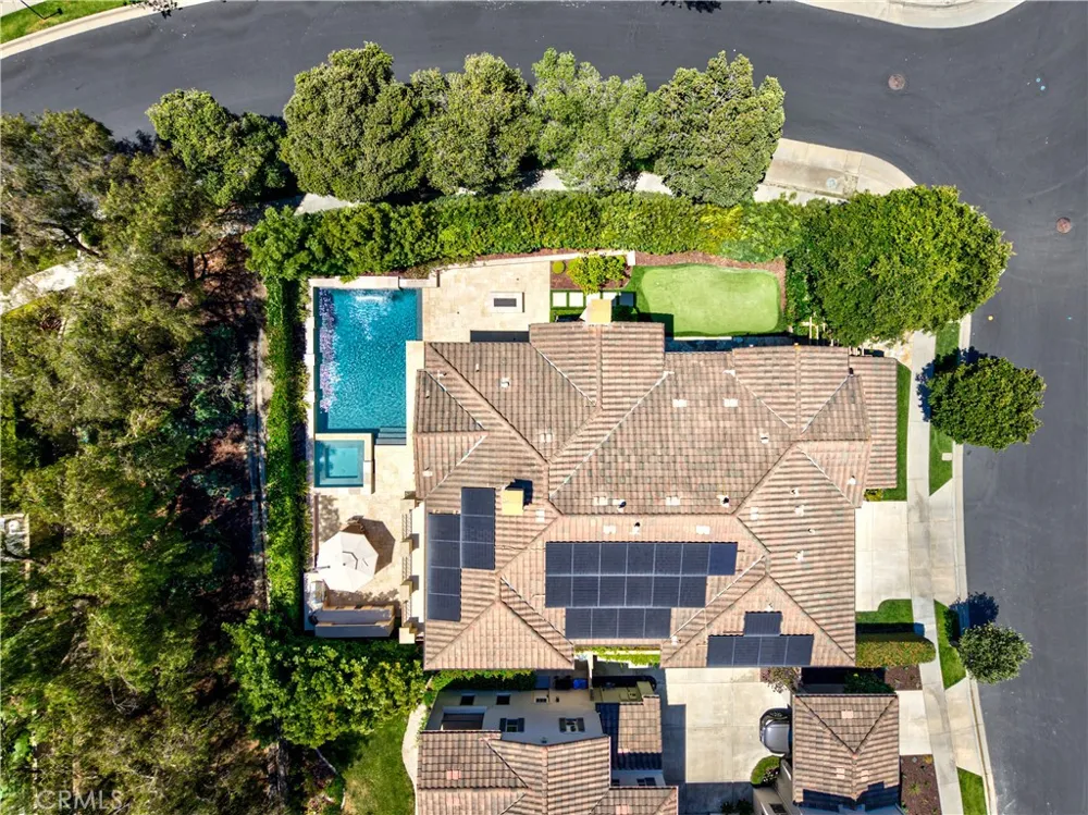 19 Via Nerisa San Clemente, CA 92673