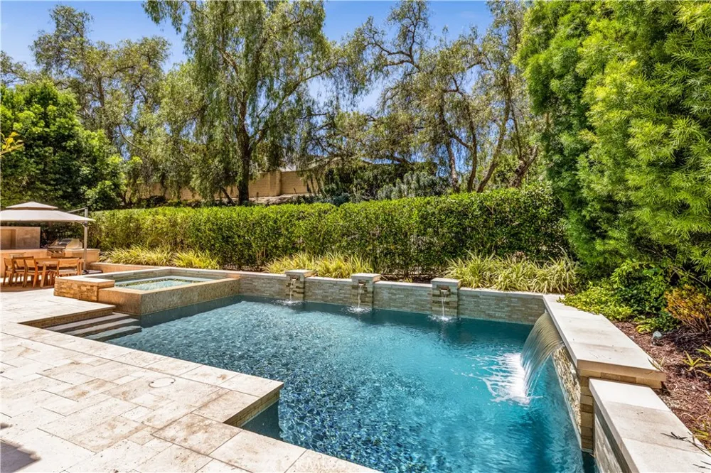 19 Via Nerisa San Clemente, CA 92673