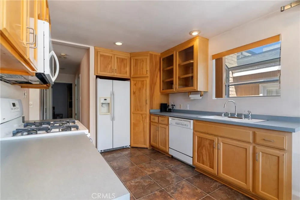 3104 Ingleside Drive Hermosa Beach, CA 90254