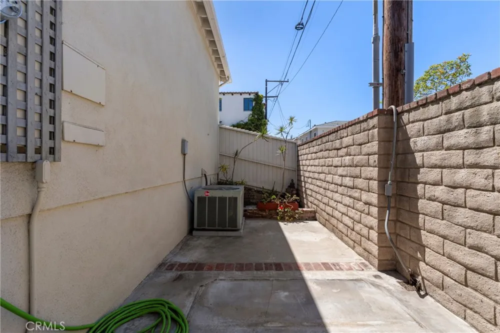 3104 Ingleside Drive Hermosa Beach, CA 90254