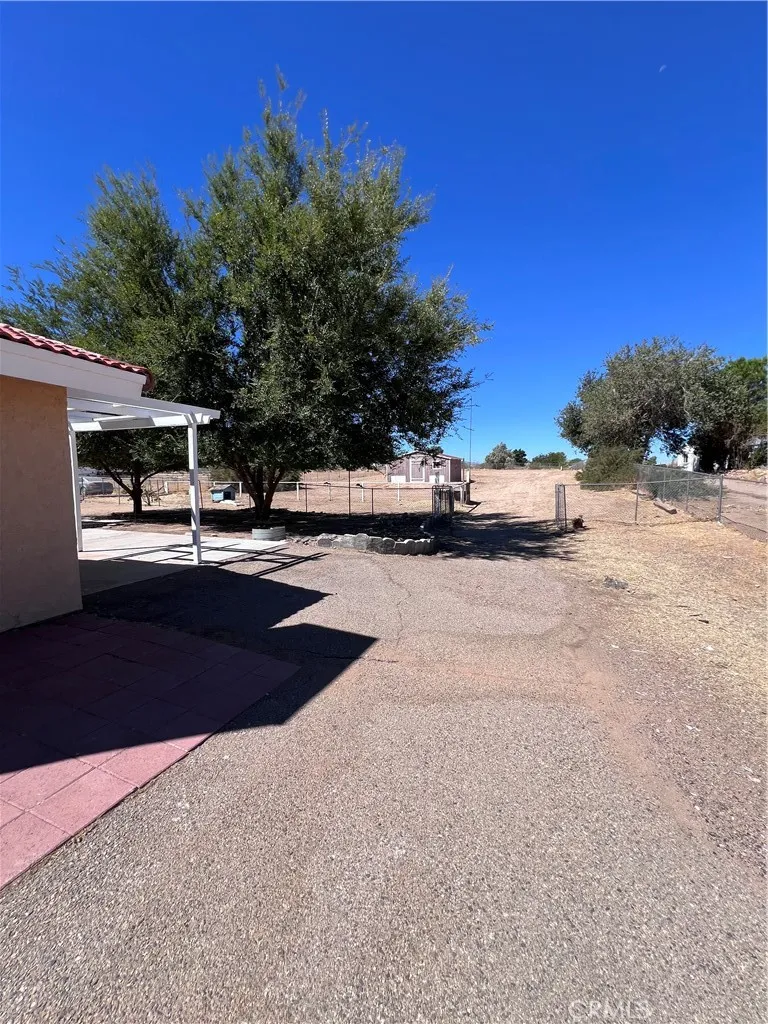 11490 4th Hesperia, CA 92345