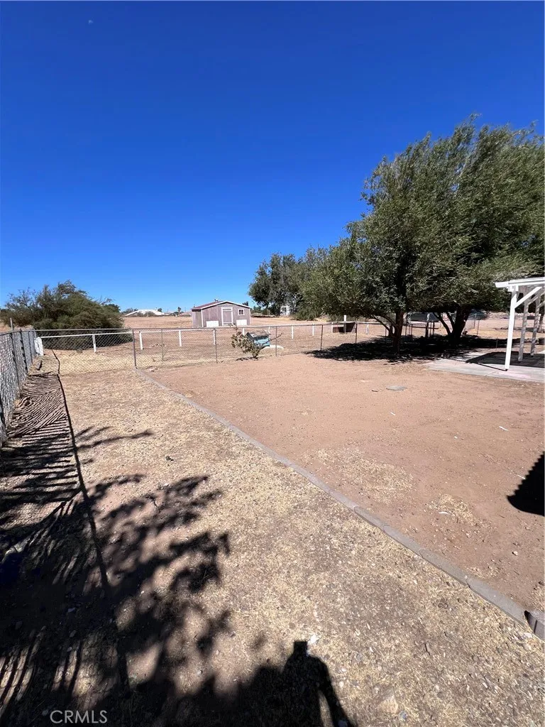11490 4th Hesperia, CA 92345