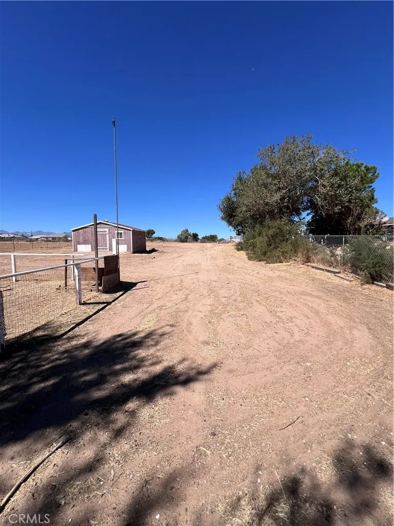 11490 4th Hesperia, CA 92345
