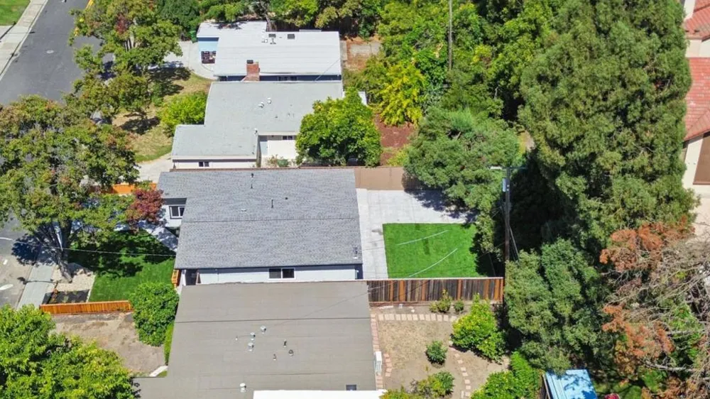2015 Jackson Street Santa Clara, CA 95050