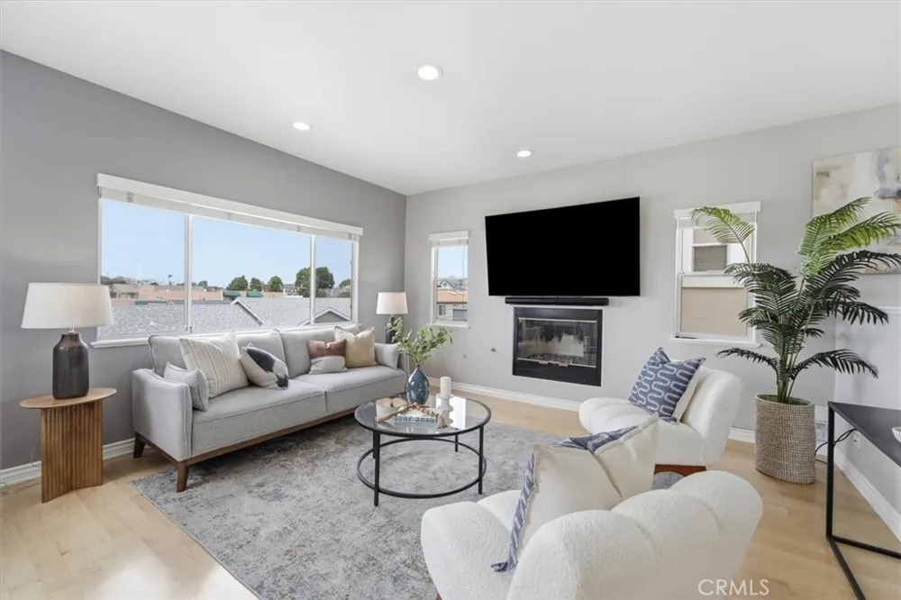 314 Penn Street #2 El Segundo, CA 90245