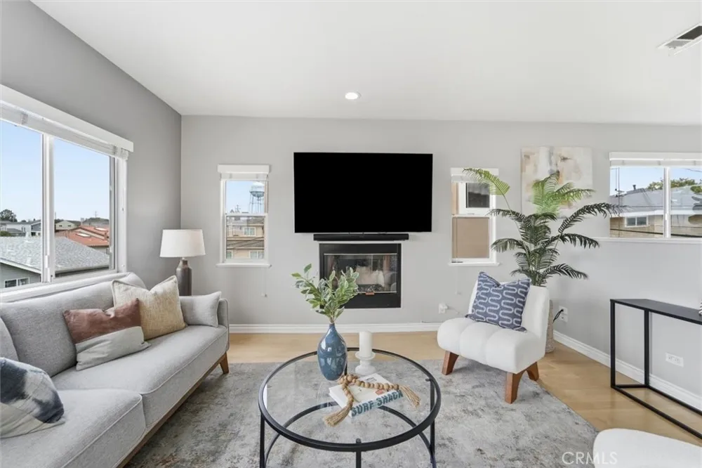 314 Penn Street #2 El Segundo, CA 90245
