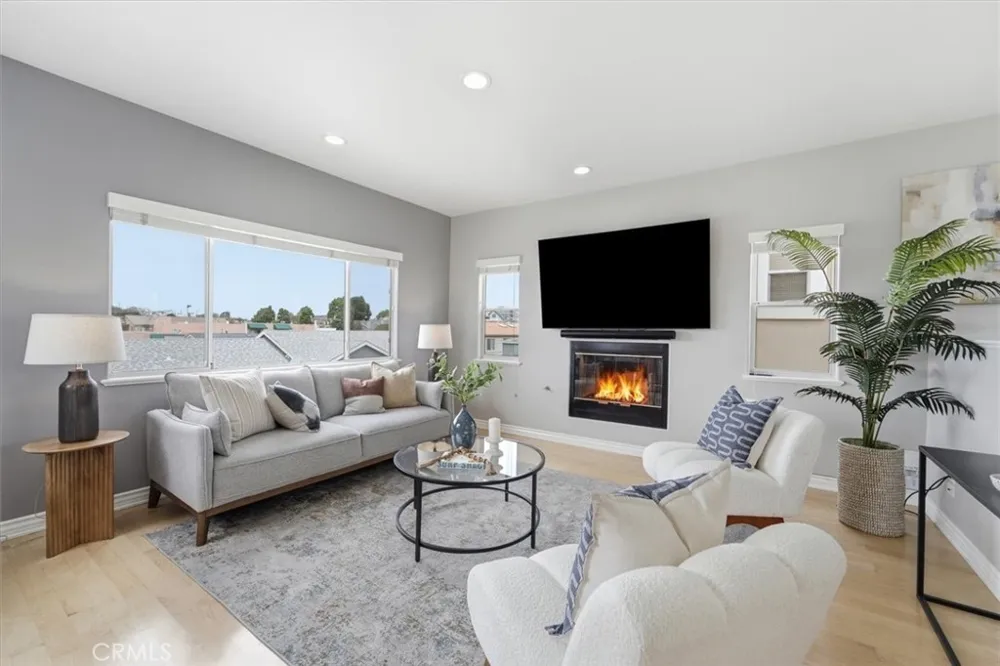 314 Penn Street #2 El Segundo, CA 90245