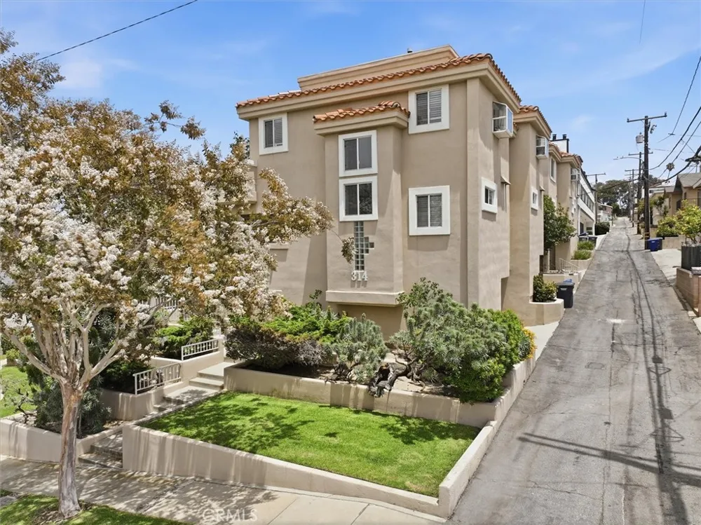 314 Penn Street #2 El Segundo, CA 90245