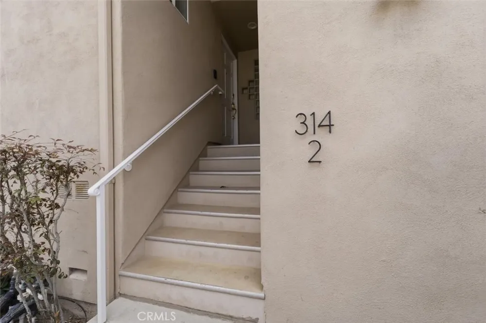 314 Penn Street #2 El Segundo, CA 90245
