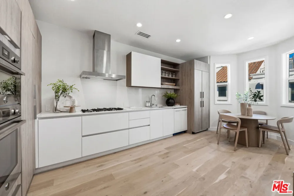 6487 Cavalleri #305 Malibu, CA 90265