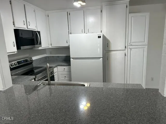 1300 Saratoga Avenue #1212 Ventura, CA 93003
