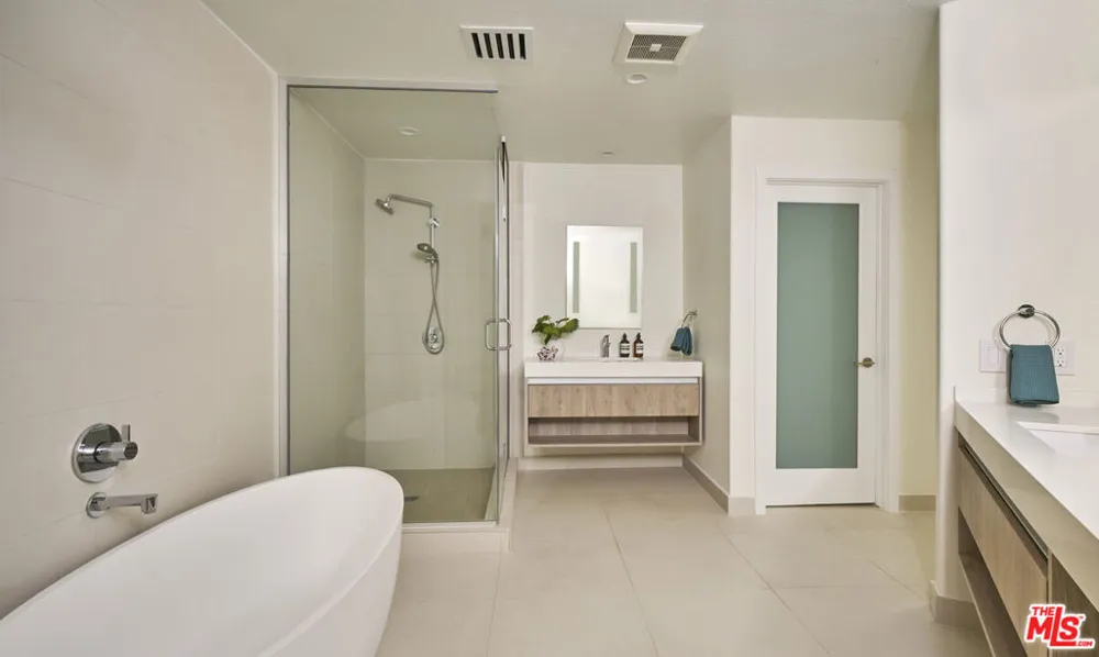 6487 Cavalleri #208 Malibu, CA 90265