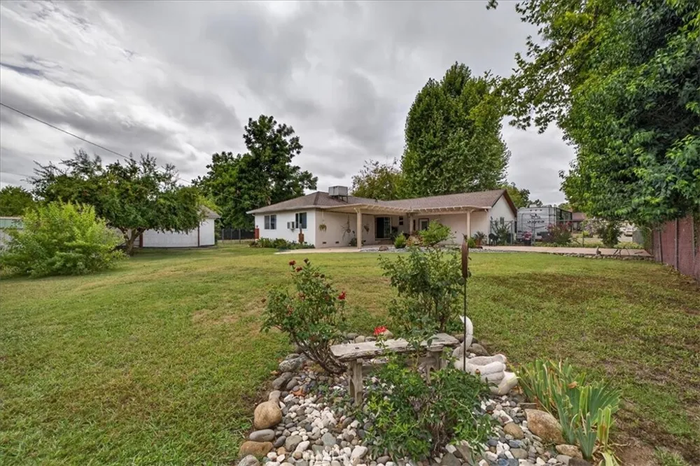 304 Ventura Avenue Gerber, CA 96035