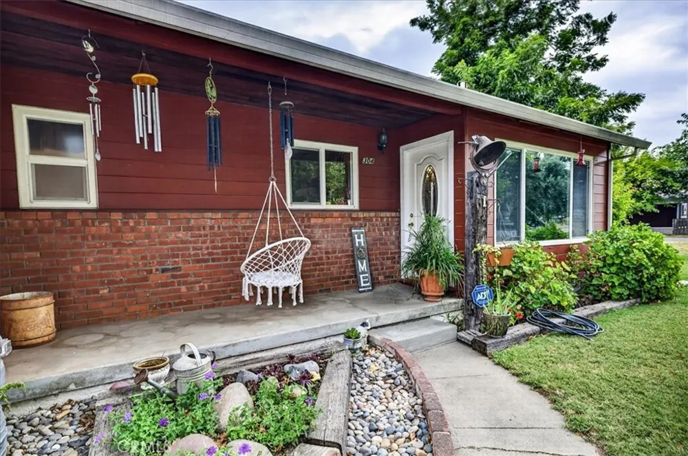 304 Ventura Avenue Gerber, CA 96035