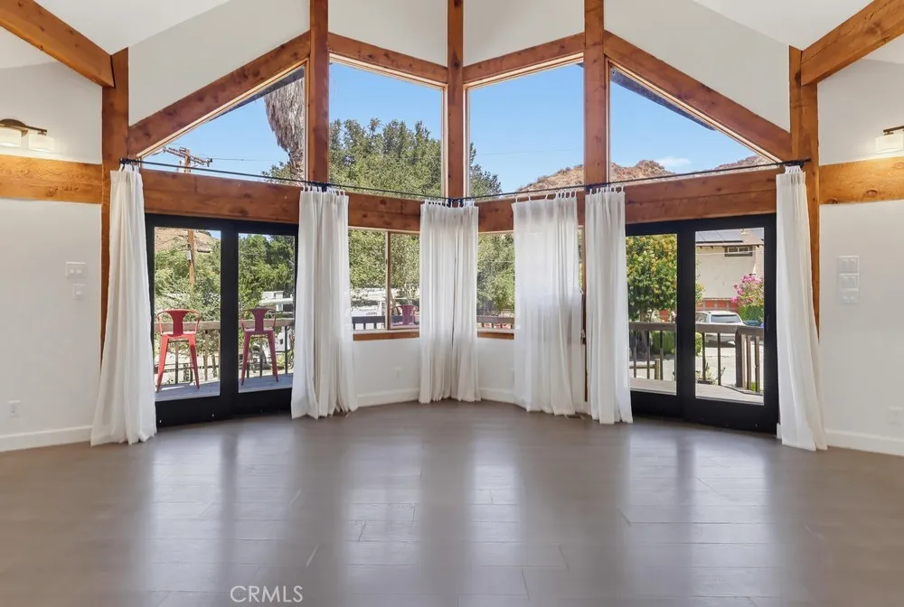 29716 Jackson Castaic, CA 91384