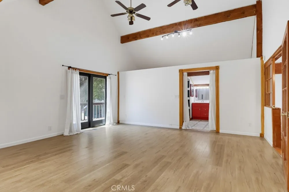 29716 Jackson Castaic, CA 91384
