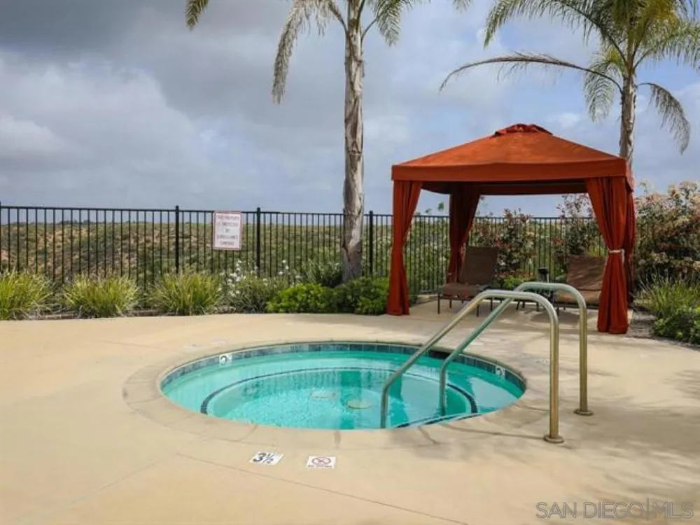 11130 Taloncrest way #19 San Diego, CA 92126