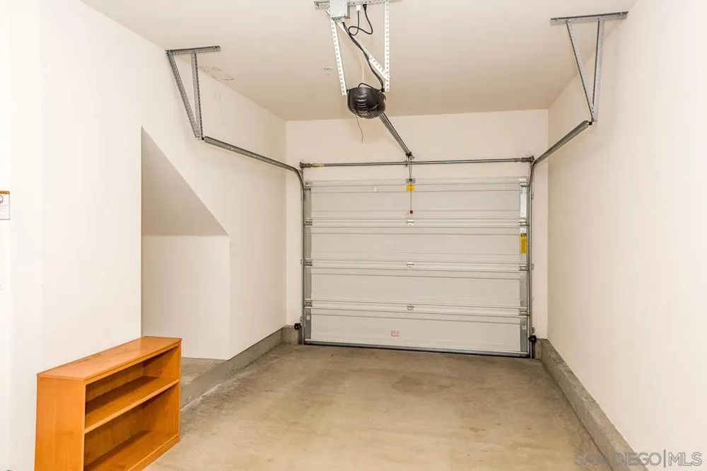 11130 Taloncrest way #19 San Diego, CA 92126