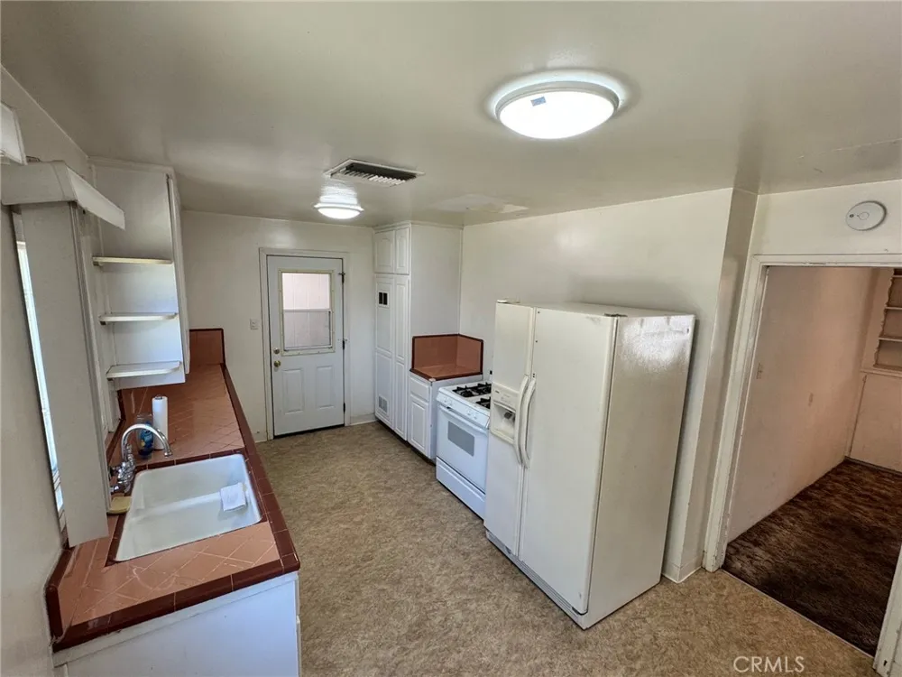 517 Lemon Redlands, CA 92374