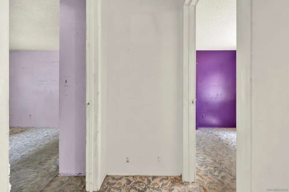 138 Old Oak San Diego, CA 92114