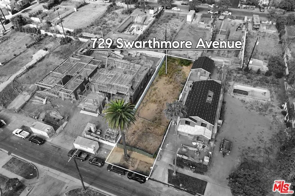 729 Swarthmore Avenue Los Angeles, CA 90272