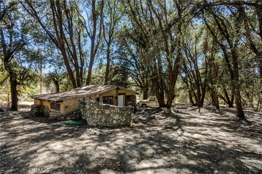 39922 Pine Bench Road Oak Glen, CA 92399