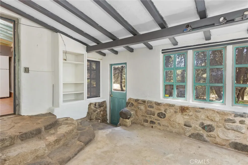 39922 Pine Bench Road Oak Glen, CA 92399
