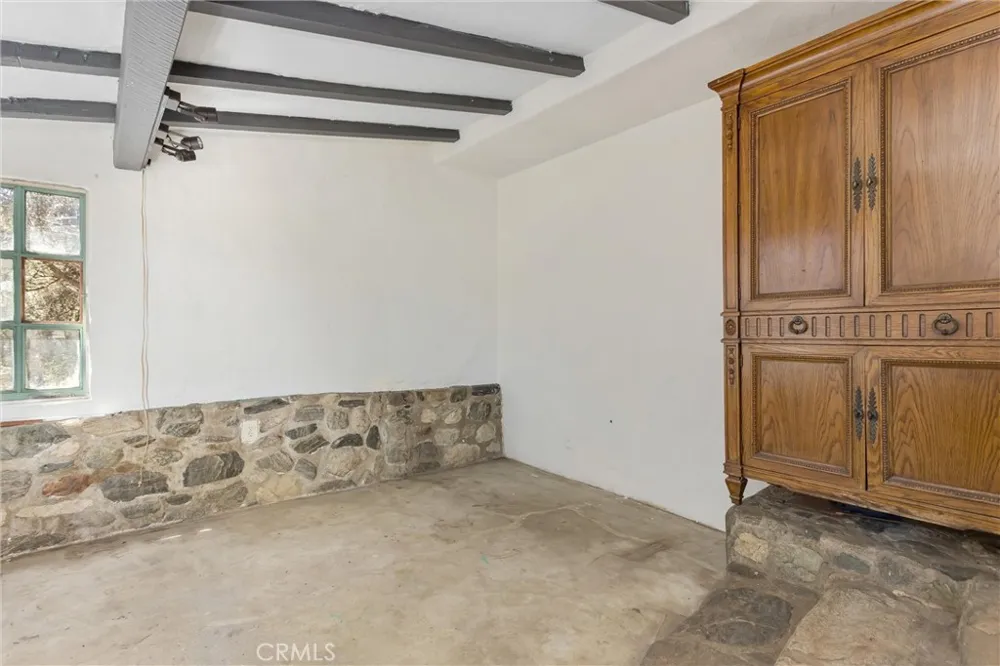 39922 Pine Bench Road Oak Glen, CA 92399