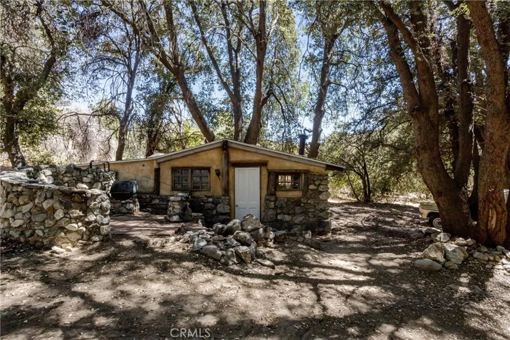39922 Pine Bench Road Oak Glen, CA 92399