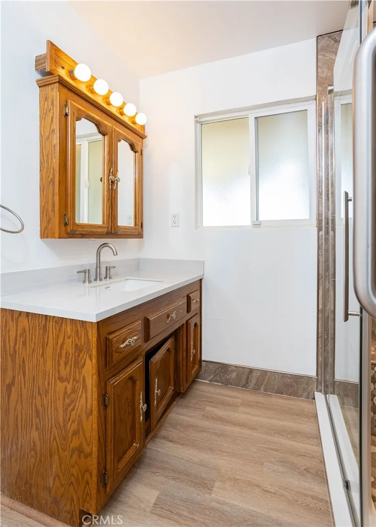 3612 Argent Bakersfield, CA 93304