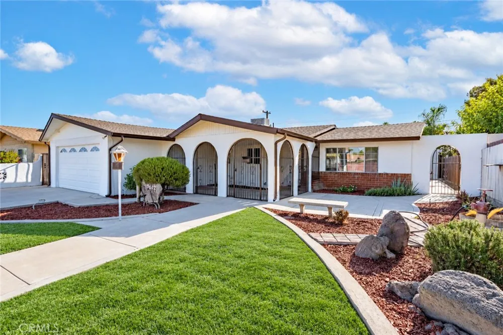 3612 Argent Bakersfield, CA 93304